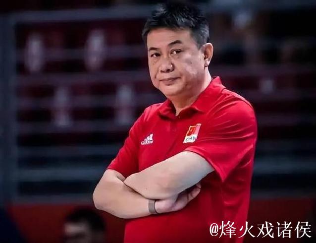 上海完胜辽宁，三核心发力，蔡斌点评，18岁新秀惊艳首秀